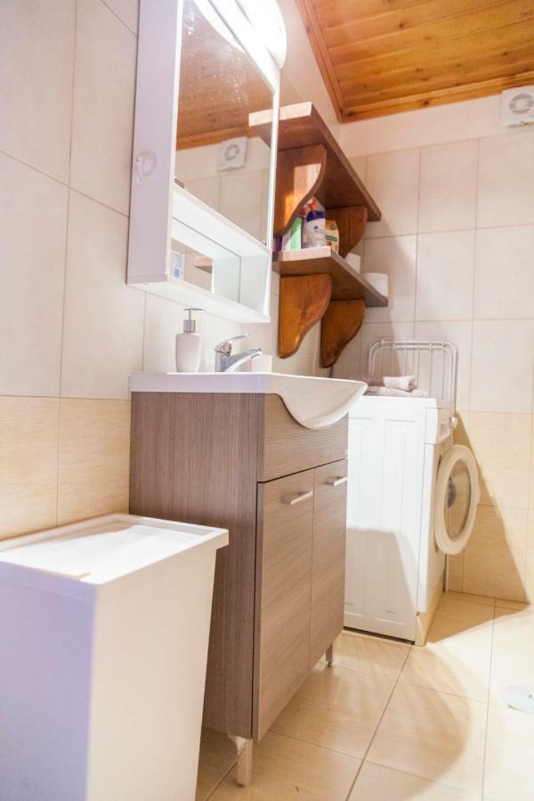 Attic Anemoessa * Alexandroupoli